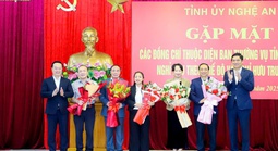 Một địa phương chi hơn 3.000 tỉ đồng cho các cán bộ nghỉ hưu trước tuổi, thôi việc