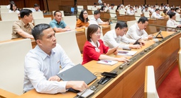 Quốc hội thông qua sửa đổi, bổ sung Hiến pháp với tỉ lệ tán thành 100%