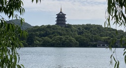 Lặng ngắm viên ngọc Hàng Châu