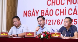 Tuyển nữ Việt Nam tính kỹ việc nhập tịch, bóng đá Việt có thể sáp nhập đội bóng