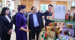 Thủ tướng mong nông dân tiên phong thoát nghèo, thi đua làm giàu
