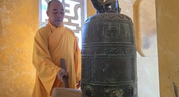 Vang vọng tiếng chuông trống bát nhã trong ngày trọng đại của đất nước
