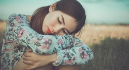 Từ nay đến cuối tháng 7, các con giáp này nên cẩn thận trong chuyện yêu đương