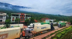 Đường biên ở Lào lầy lội, hàng hóa "chôn chân": Quảng Trị đề xuất gì với Chính phủ?