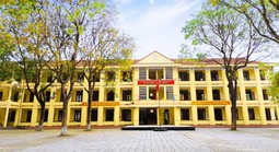 Khởi tố 1 hiệu trưởng và 5 giáo viên