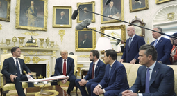 Điểm nóng xung đột ngày 15-7: Tổng thống Donald Trump cân nhắc quyết định quan trọng