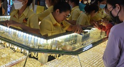 Giá vàng hôm nay, 15-7: Bất ngờ giảm mạnh