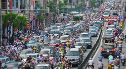Lấy ý kiến bạn đọc về lộ trình Hà Nội cấm xe máy xăng trong Vành đai 1