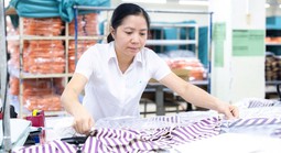 Muôn kiểu trừ lương