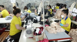 Tăng lương tối thiểu 7,2%, người lao động mong thêm điều này