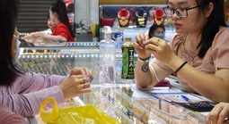 Giá vàng miếng SJC, vàng nhẫn giảm liên tiếp