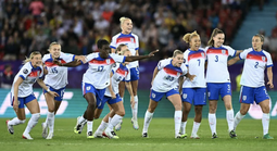 Euro 2025: Ngược dòng ngoạn mục, tuyển nữ Anh thắng nghẹt thở Thụy Điển ở tứ kết