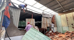 Vụ 120 công trình xây dựng trái phép ở phường Phước Thắng, TP HCM: Người dân tự nguyện tháo dỡ