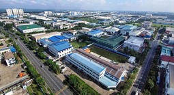 Cơ hội để TP HCM "vẽ lại bản đồ" phát triển công nghiệp