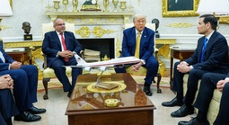 Động thái mới nhất của Tổng thống Donald Trump về thuế quan
