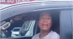 Khó tin tài xế xe ô tô chạy ngược chiều còn văng lời đe dọa