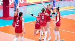 Thất bại trước "cố nhân" Korabelka, tuyển Việt Nam liên tiếp về nhì VTV Cup