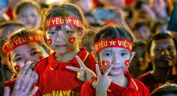 Bộ ảnh "50 năm Ngày Giải phóng miền Nam, thống nhất đất nước"