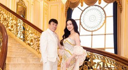 Đoàn Hồng Trang sánh đôi cùng NTK Tommy Nguyễn