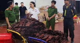 “Hô biến” hàng ngàn tấn thịt trâu đông lạnh Ấn Độ thành thịt trâu gác bếp Hà Giang