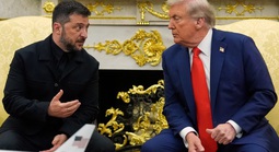 Vừa họp xong với ông Zelensky, Tổng thống Donald Trump gọi ngay cho tổng thống Nga