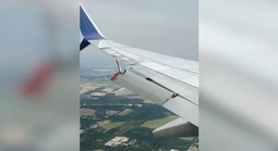 Mỹ: Máy bay Boeing 737 gãy một phần cánh khi đang bay ở độ cao 12.000 m