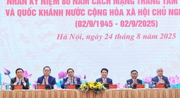 Chủ tịch nước và Thủ tướng cùng gặp mặt 300 đại biểu tiêu biểu đại diện các tầng lớp nhân dân