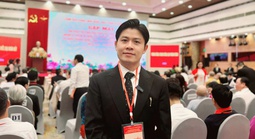Tác giả "Viết tiếp câu chuyện hòa bình" là đại biểu tiêu biểu được gặp mặt lãnh đạo Đảng, Nhà nước