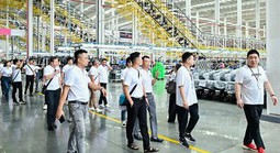 Đại lý phân phối POWELLDD tham quan Nhà máy AIMA Quảng Tây – Thúc đẩy hợp tác, mở rộng tương lai