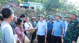 Phó Thủ tướng Hồ Đức Phớc kiểm tra công tác khắc phục hậu quả bão số 3 tại Nghệ An