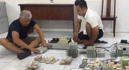 Thủ đoạn kiếm tiền tỉ của chủ tiệm vàng Đức Long