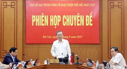 Xử lý triệt để điểm nghẽn thể chế, pháp luật