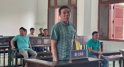 Hai nông dân mâu thuẫn khi đi lấy nước ruộng, người thương tật, kẻ đi tù