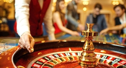Đề xuất người Việt mua vé 2,5 triệu đồng/ngày để vào casino