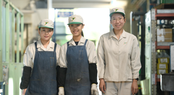 Mỗi tháng hơn 12.000 lao động ra nước ngoài làm việc