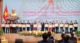LPBank đón nhận Bằng khen của Thủ tướng tại Hội nghị “80 năm doanh nghiệp đồng hành đất nước”