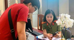 Giả danh nhân viên bưu điện gọi điện, nhắn tin lừa đảo