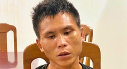 Sau khi uống bia, cầm dao xông vào trụ sở chém trọng thương Phó công an xã