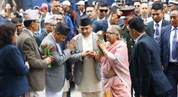 Nữ thủ tướng lâm thời Nepal lần đầu lên tiếng