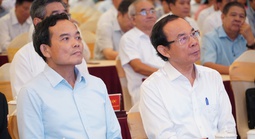 Lãnh đạo, nguyên lãnh đạo Trung ương và TP HCM tham gia học tập 4 Nghị quyết của Bộ Chính trị