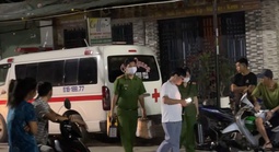 Sau tiếng gào khóc của trẻ con, người dân phát hiện 2 vợ chồng tử vong trong phòng trọ ở TP HCM 
