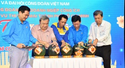 Chuẩn bị công tác chăm lo Tết Bính Ngọ cho đoàn viên - lao động