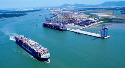 Vun bồi sức mạnh cho siêu đô thị (*): Đa dạng kết nối