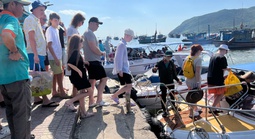 Bắt đầu vào mùa lễ hội