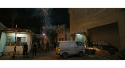 Phim Việt cạnh tranh doanh thu phòng vé với "bom tấn"