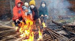 Không khí lạnh gây rét đậm, rét hại ở miền Bắc, có nơi dưới 7 độ C, miền Trung mưa to 