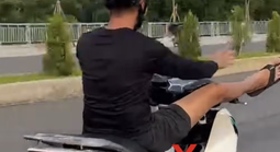 Cái kết cho nam thanh niên dùng chân điều khiển xe SH 