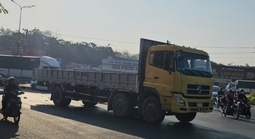 Tai nạn nghiêm trọng, đôi nam nữ công nhân ở TPHCM gặp nạn trên đường vào nhà máy