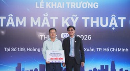 Trung tâm Mắt Kỹ thuật cao VISI tài trợ khám và phẫu
thuật mắt 700 triệu đồng