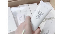 Công an Đồng Nai thu hồi kem chống nắng giả do chồng Đoàn Di Băng phân phối